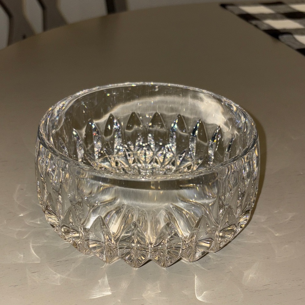 Elegant Clear Crystal Bowl